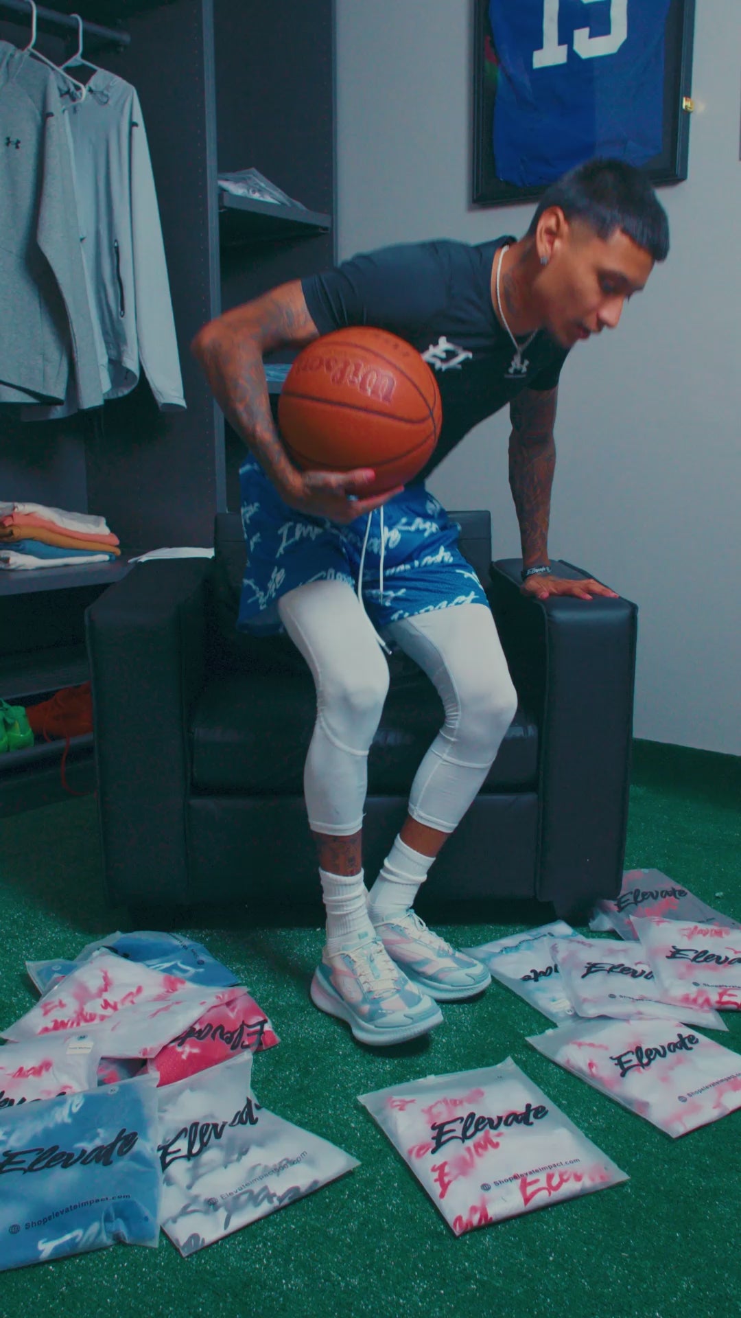 Load video: 
